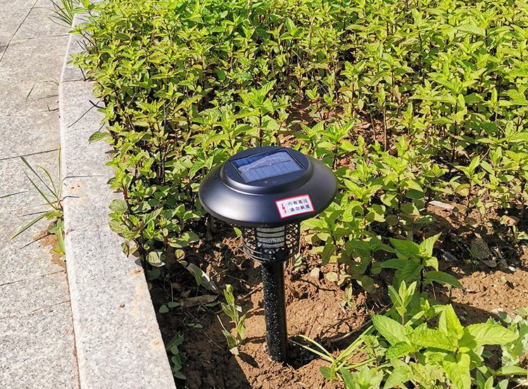 室外草坪滅蚊燈的特點及選購指南，讓夜晚不再被蚊子騷擾